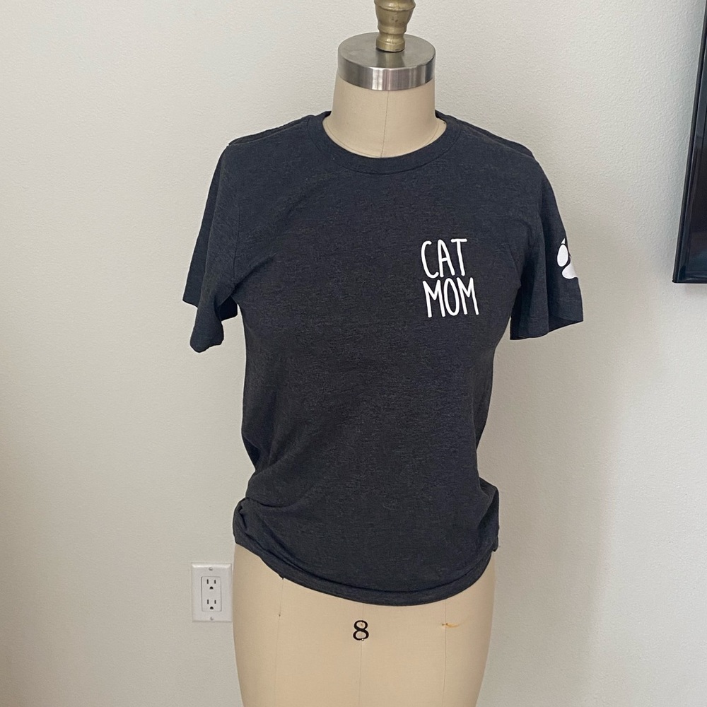 Cat mom tee shirt